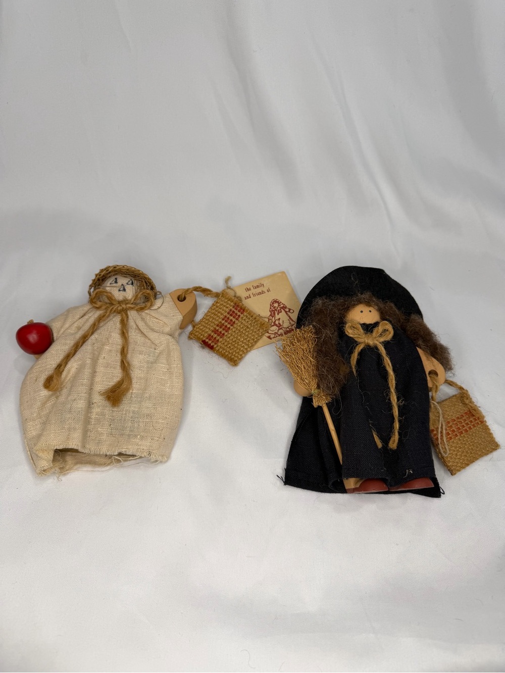 Lizzie High Halloween figurines witch and ghost